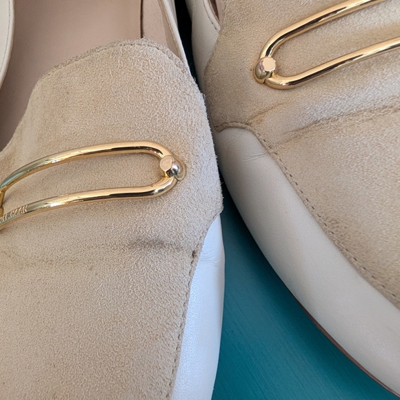 Cole Haan White and Cream Loafers Gold Flats Modern Prep Old Money Minimal Sz 9 - Picture 10 of 12